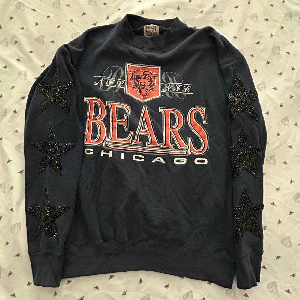 chicago bears sweatshirt with glitter stars🐻